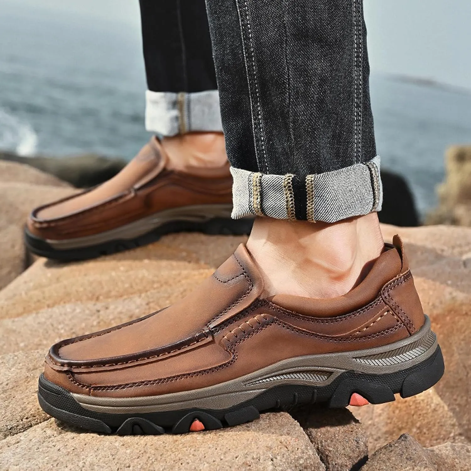 Men Casual Leather Sneakers Loafers Oxford Outdoor Walking Shoes Fashion Hiking Shoes Lightweight Slip on Walking Sneakers